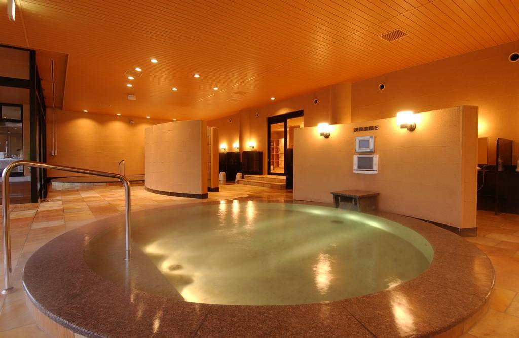 Iizaka Hotel Juraku Fukushima  Bagian luar foto