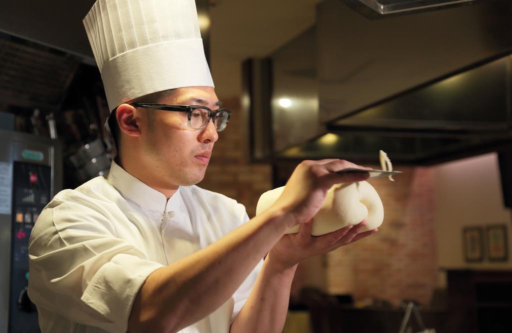 Iizaka Hotel Juraku Fukushima  Bagian luar foto
