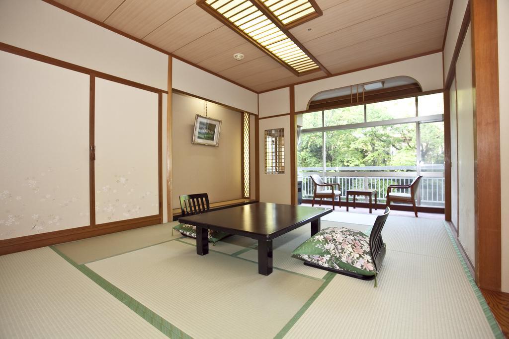 Iizaka Hotel Juraku Fukushima  Bagian luar foto