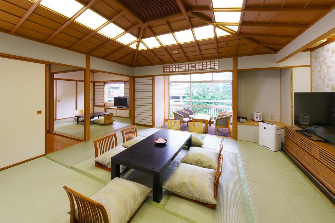 Iizaka Hotel Juraku Fukushima  Bagian luar foto